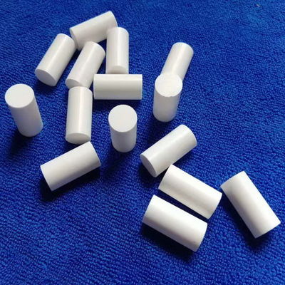 工業品種 ZTA 陶磁原料 CAS番号 1344-28-1の粉末または粒状