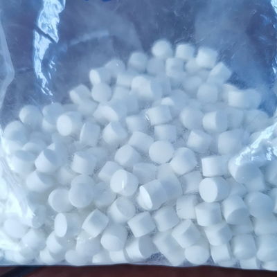 工業品種 ZTA 陶磁原料 CAS番号 1344-28-1の粉末または粒状